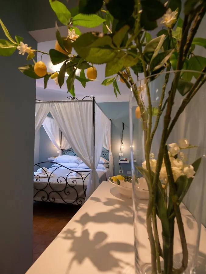 Locanda Dei Sette Limoni - Camere E Residence Vada Aparthotel