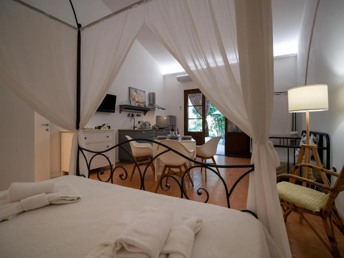Apart-hotel Locanda Dei Sette Limoni - Camere E Residence Vada Itália