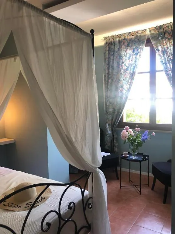 Locanda Dei Sette Limoni - Camere E Residence Vada Aparthotel