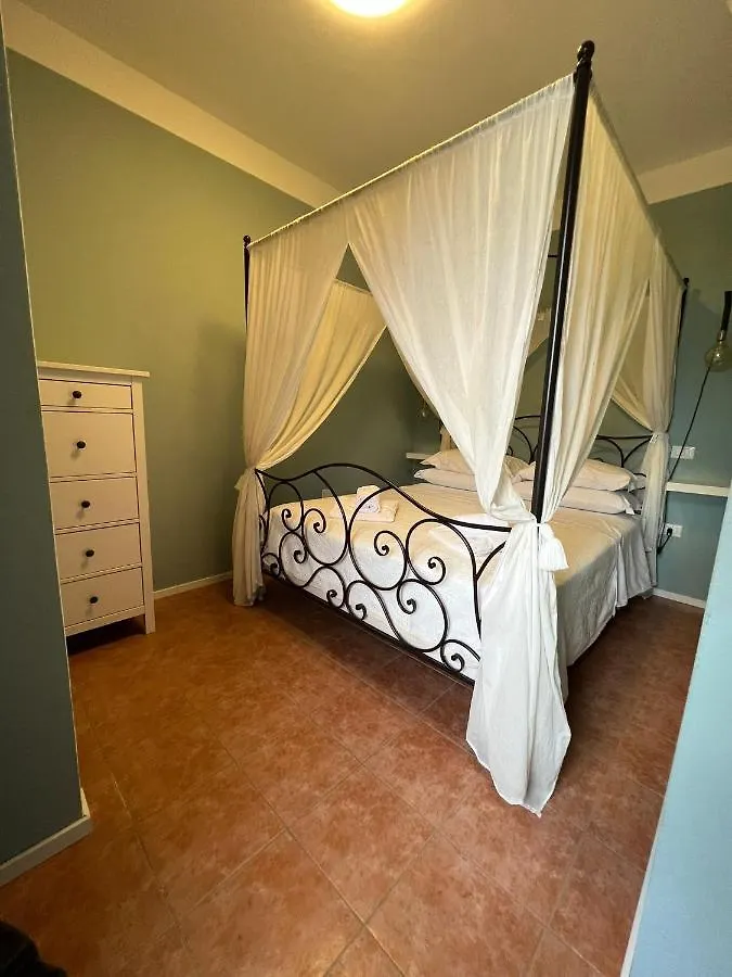Locanda Dei Sette Limoni - Camere E Residence Vada 0*,  Italien