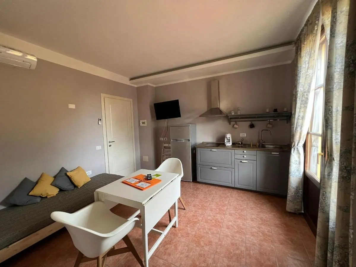Locanda Dei Sette Limoni - Camere E Residence Vada