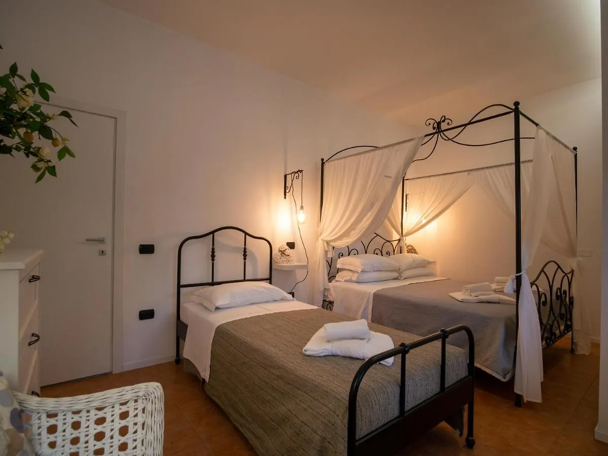 Locanda Dei Sette Limoni - Camere E Residence Vada