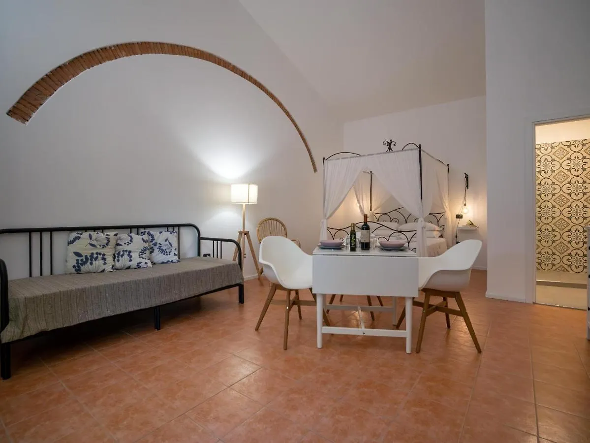 Locanda Dei Sette Limoni - Camere E Residence Vada Italien