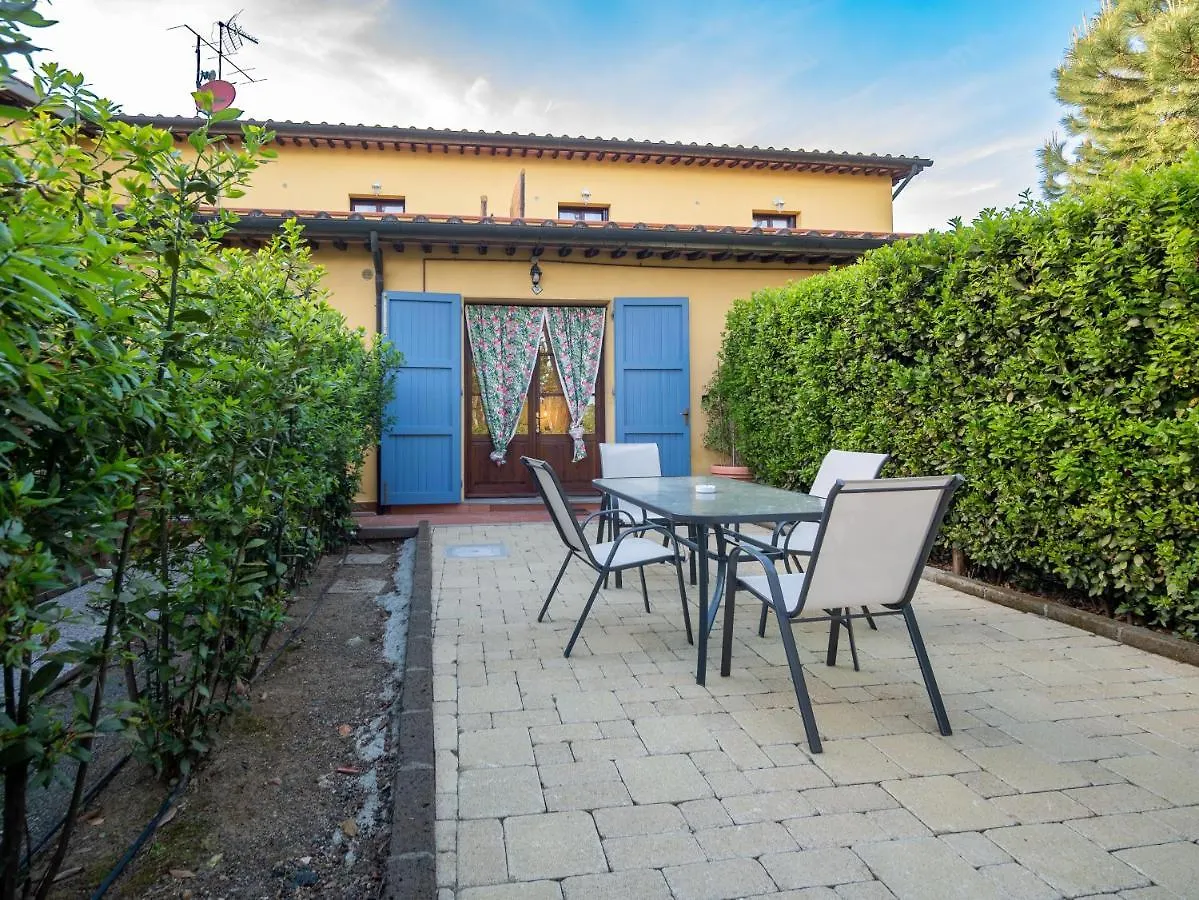 Locanda Dei Sette Limoni - Camere E Residence Vada Aparthotel