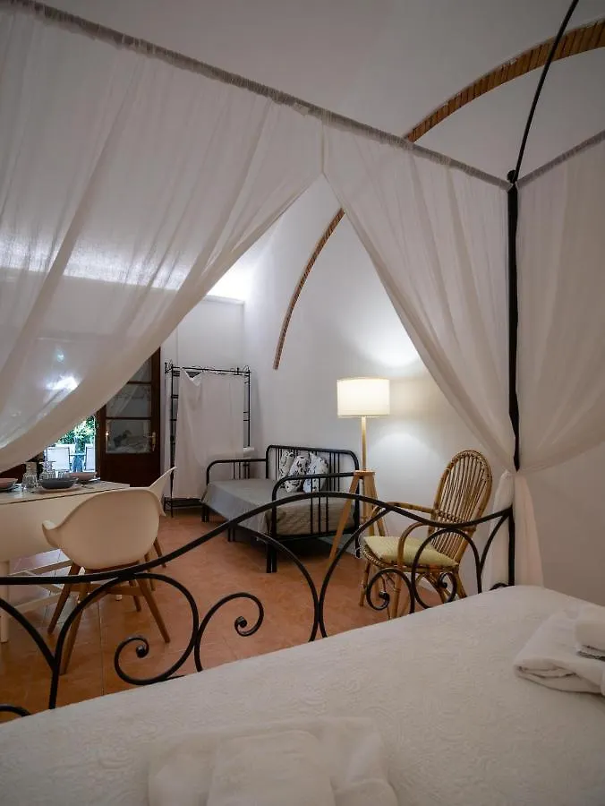 Locanda Dei Sette Limoni - Camere E Residence Vada