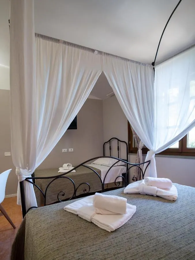 Aparthotel Locanda Dei Sette Limoni - Camere E Residence Vada