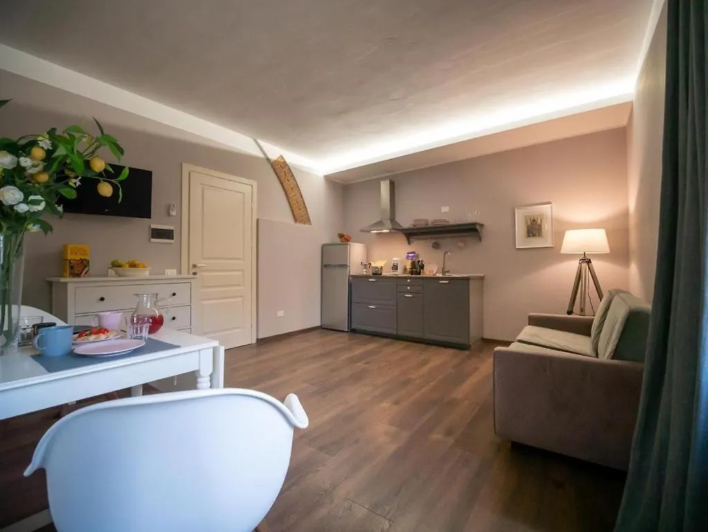 Locanda Dei Sette Limoni - Camere E Residence Vada