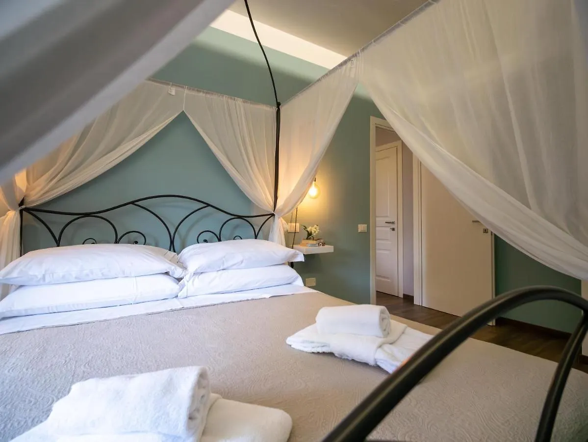 Aparthotel Locanda Dei Sette Limoni - Camere E Residence Vada