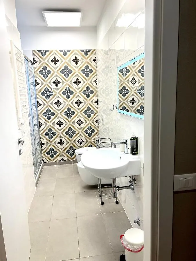 Locanda Dei Sette Limoni - Camere E Residence Vada Aparthotel