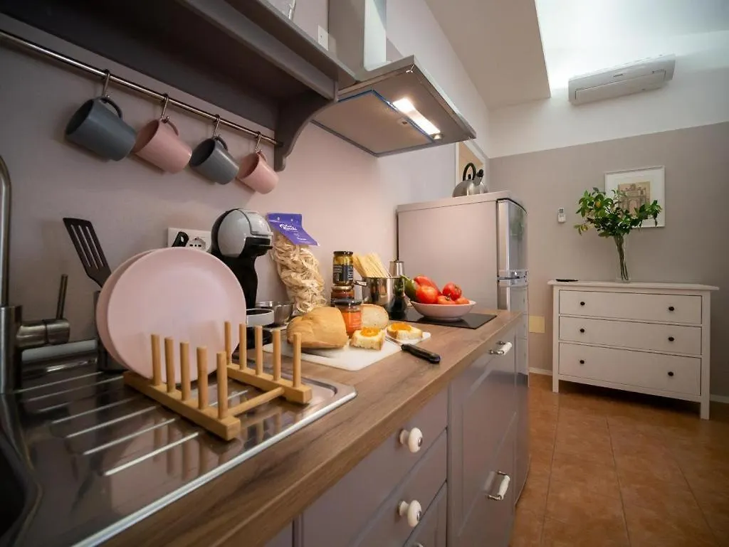 Aparthotel Locanda Dei Sette Limoni - Camere E Residence Vada