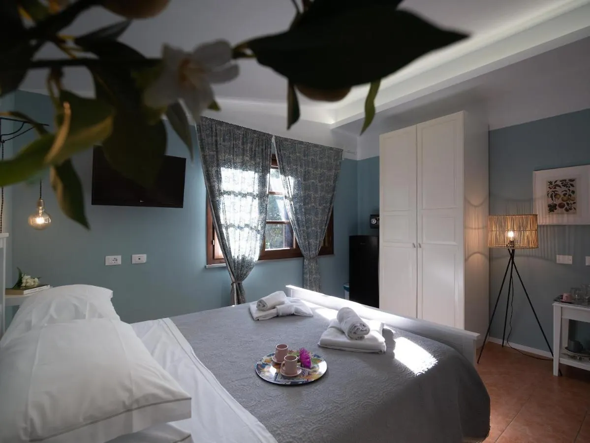 Aparthotel Locanda Dei Sette Limoni - Camere E Residence Vada