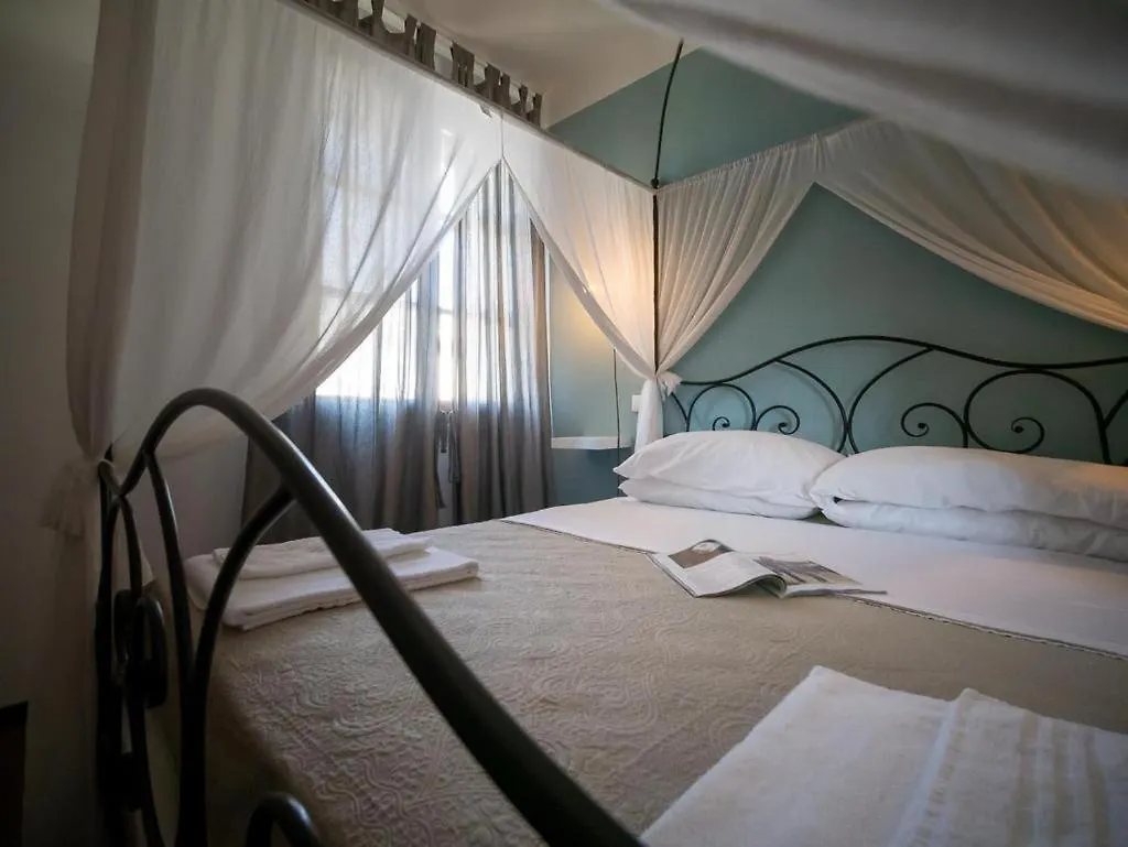 Aparthotel Locanda Dei Sette Limoni - Camere E Residence Vada Italien