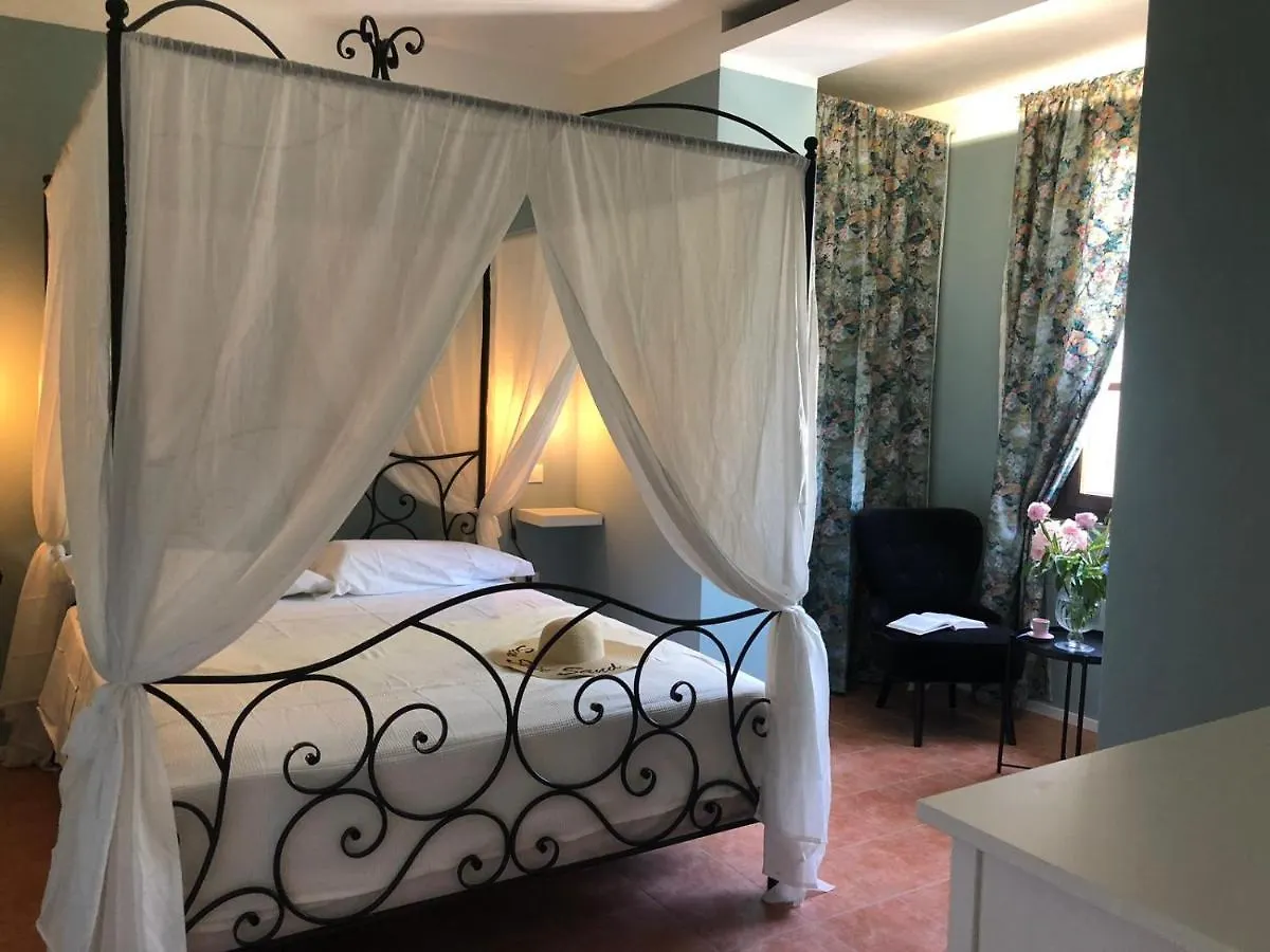 Locanda Dei Sette Limoni - Camere E Residence Vada Italien